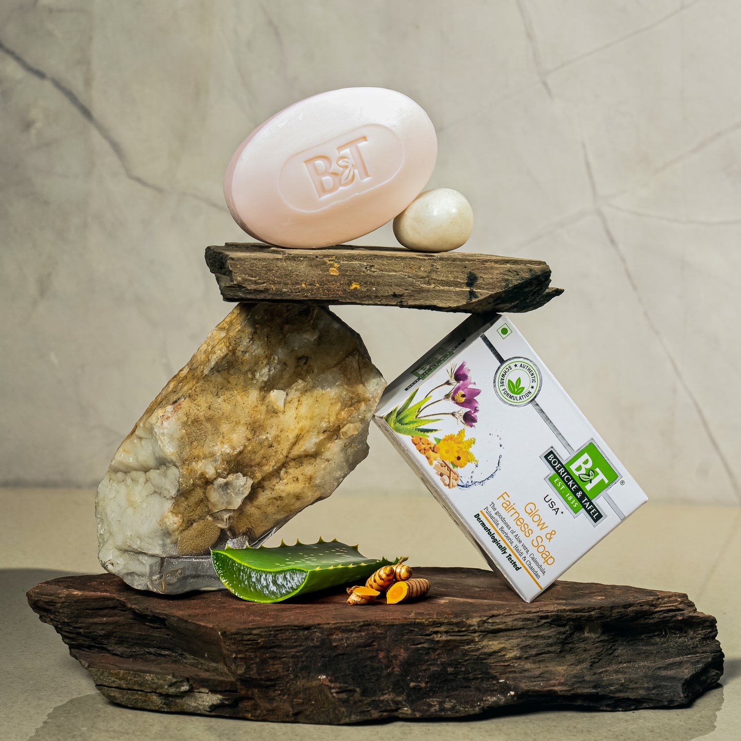 B&T GLOW AND FAIRNESS SOAP